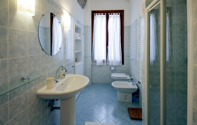 16 - Bagno azzurro